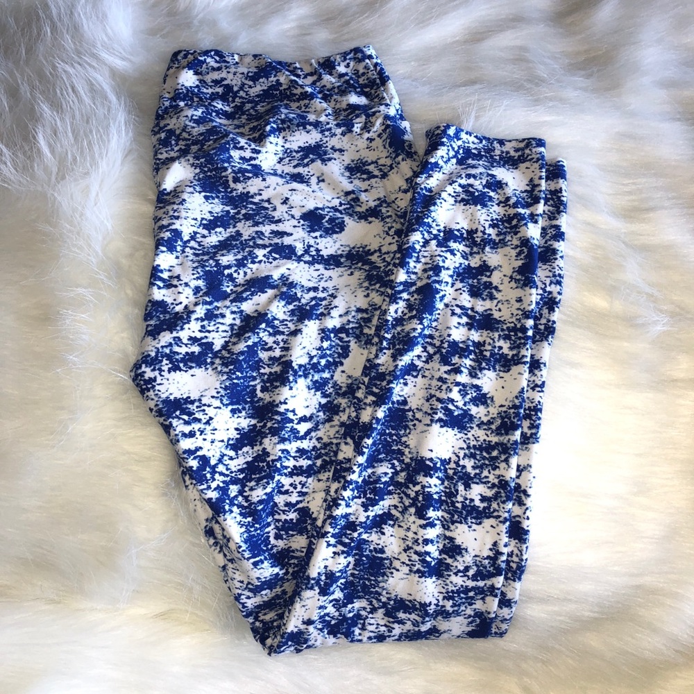 LuLaRoe Blue and White Leggings